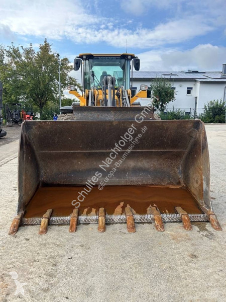 Volvo  loader