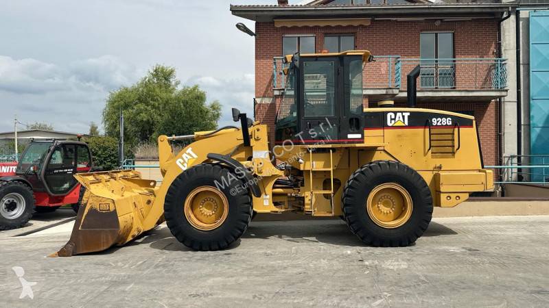 Навантажувач Caterpillar