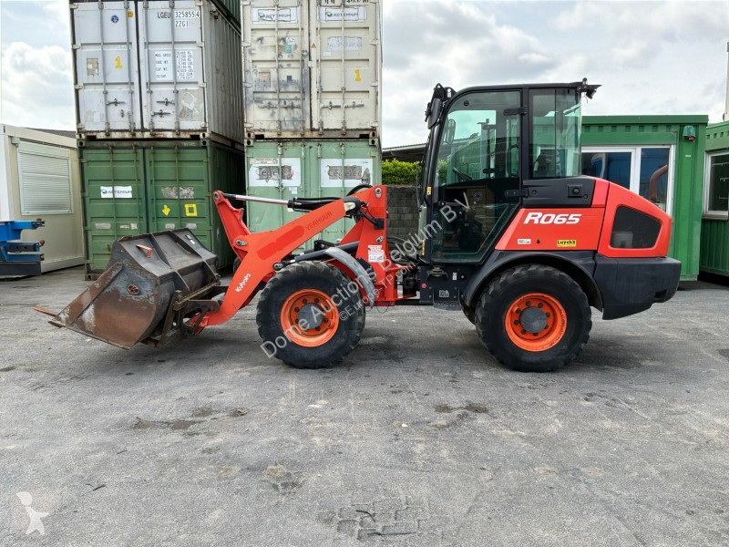 Chargeuse Kubota R065
