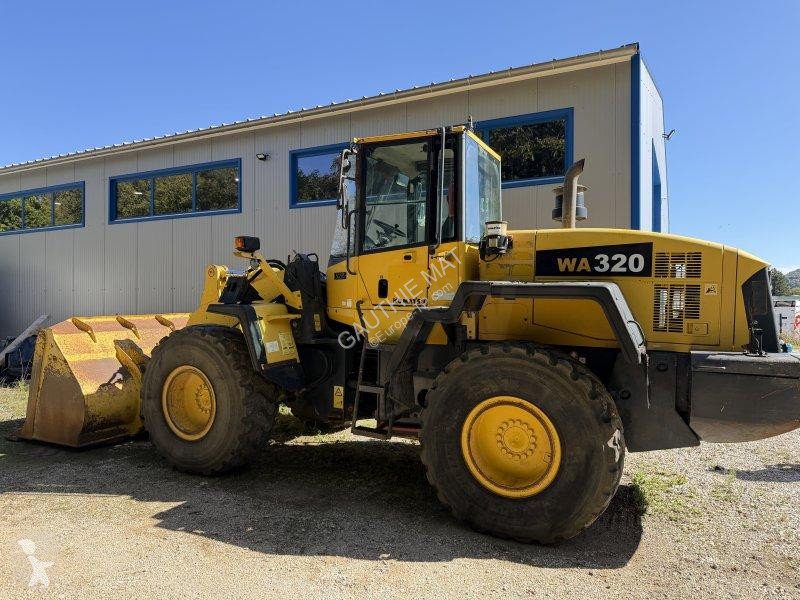 Lastare Komatsu