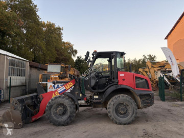 New Holland W 80