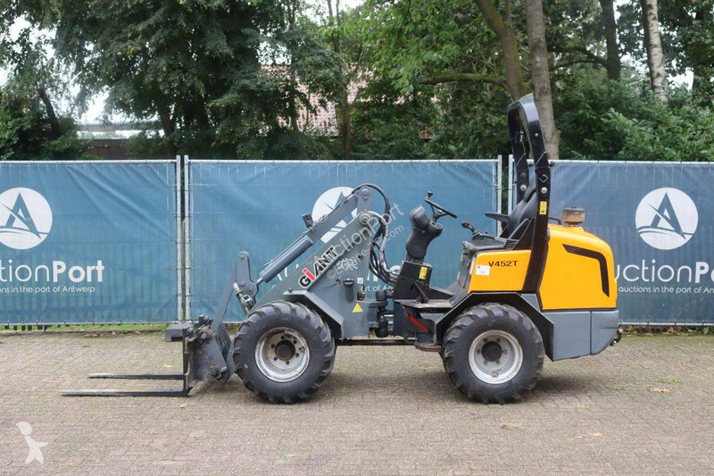 مُحمّلة Giant V452T