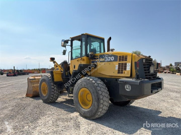 Komatsu kerekes rakodó