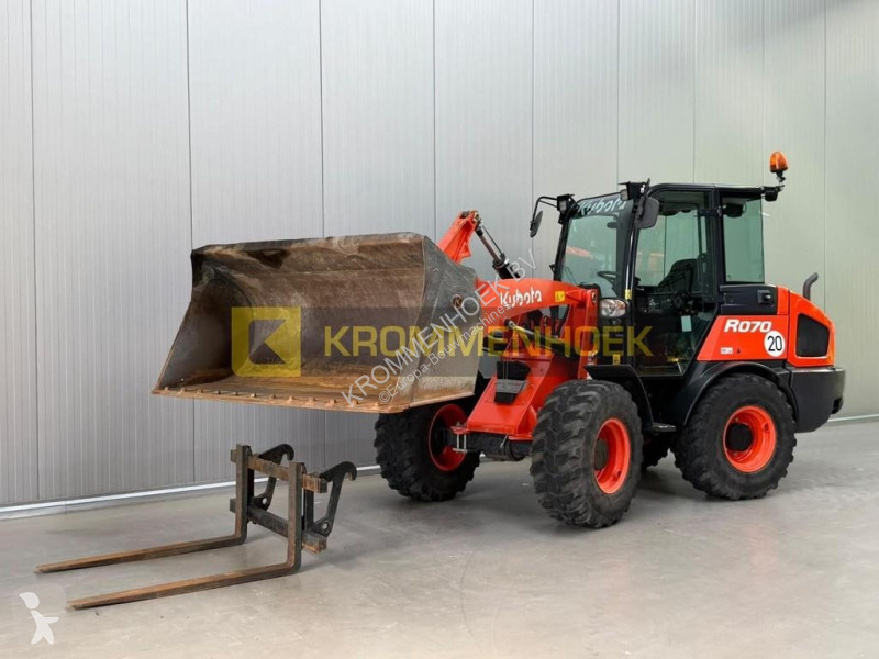 Pala cargadora Kubota R 070
