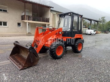 Pala cargadora de ruedas Kubota