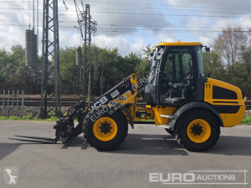 Lastare på däck JCB