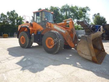 Lastare på däck Doosan