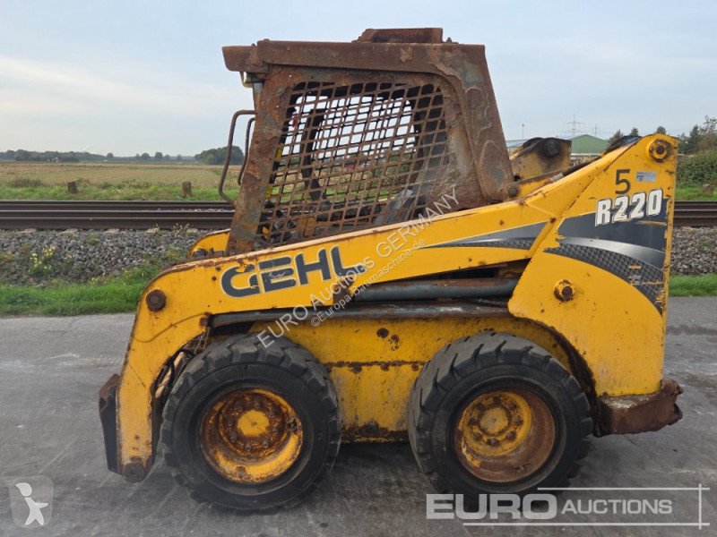 Pala cargadora Gehl R220