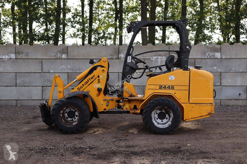 Pala cargadora Schäffer 2445