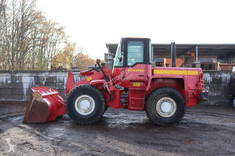 Chargeuse Komatsu 2703