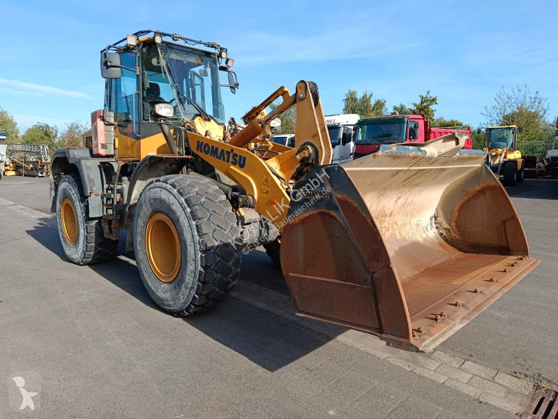 Фронтальный погрузчик Komatsu WA 200-7 Radlader