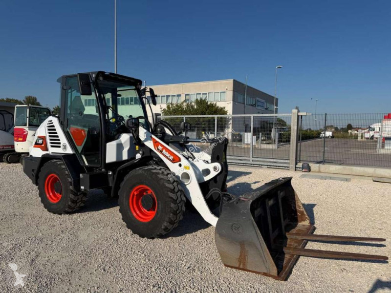 Фронтальный погрузчик Bobcat L85