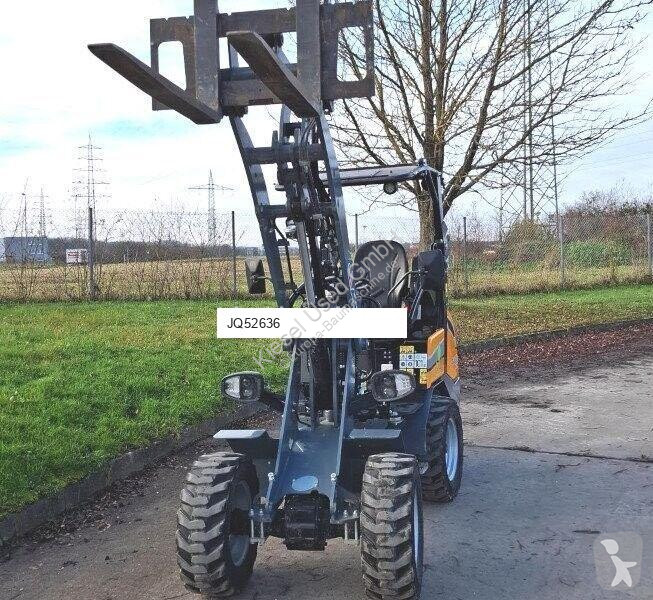 Nakladač Giant G2200E X-TRA Elektro