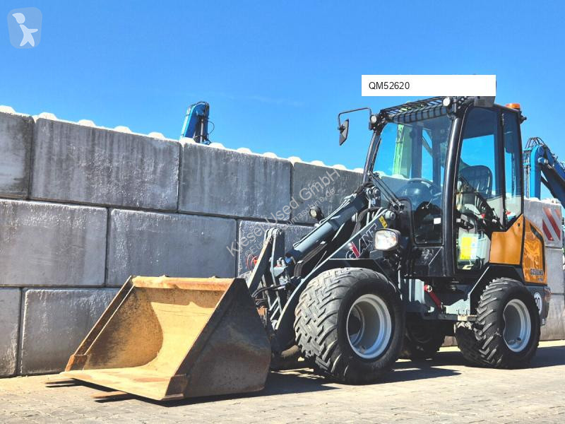 Nakladač Giant G2500 X-Tra HD