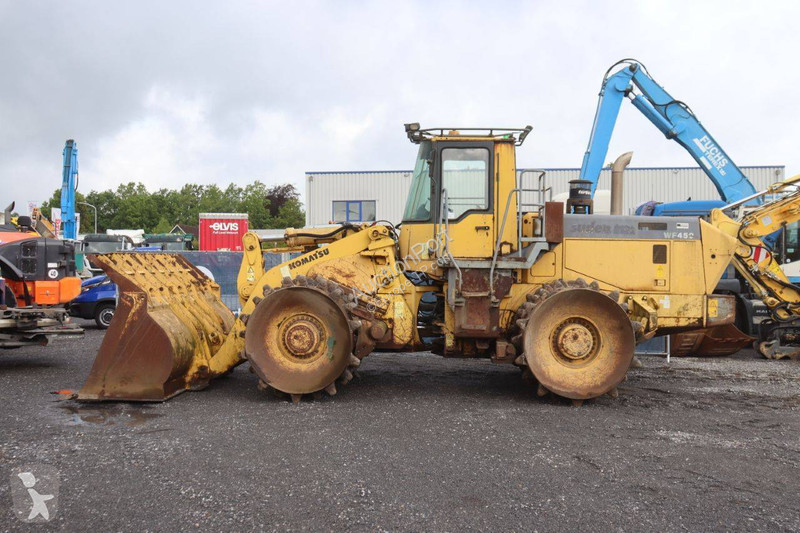 Chargeuse Komatsu WF450-3D