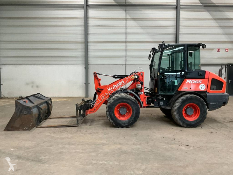 Chargeuse Kubota R 065