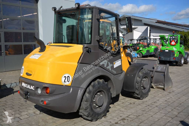 Chargeuse Mecalac AX 700