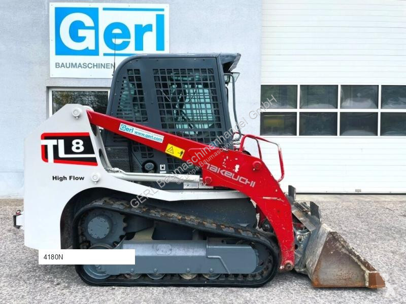 مُحمّلة Takeuchi TL8