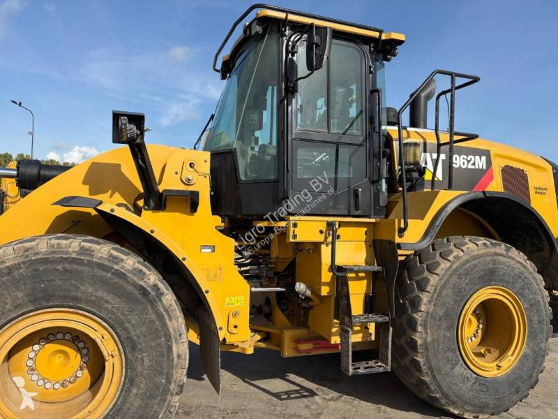 Shovel Caterpillar 962M