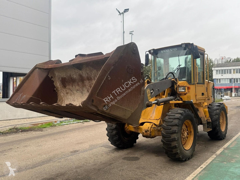 مُحمّلة Volvo L50E 14930 HOURS WITH BUCKET
