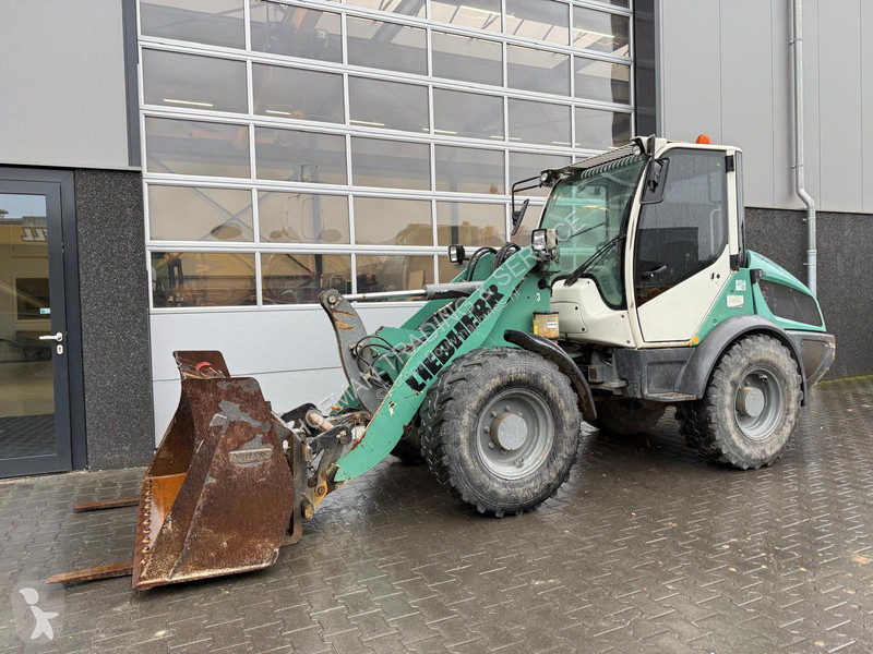 مُحمّلة Liebherr L508C
