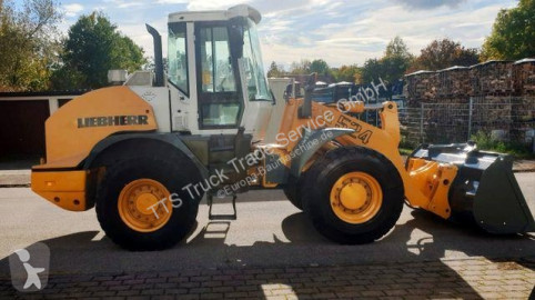 محملة بعجلات Liebherr