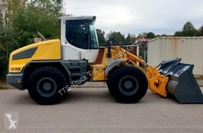 محملة بعجلات Liebherr