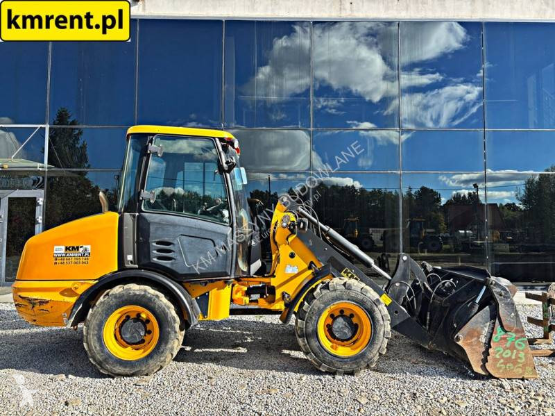 مُحمّلة JCB 406 B ŁADOWARKA KOŁOWA 2013R | |...