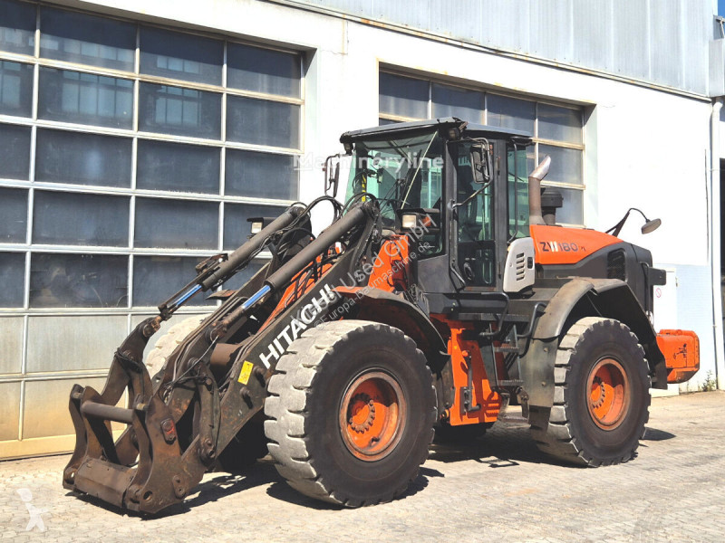 Товарач Hitachi ZW180-5