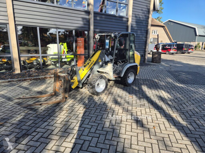 Kramer 5025 loader