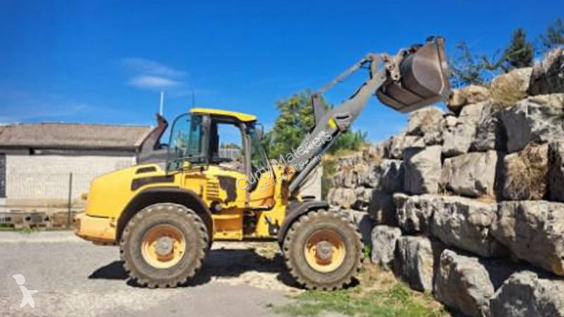 Shovel Volvo TP
