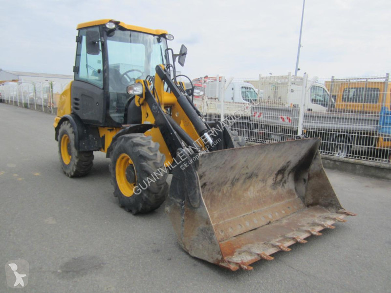 Shovel JCB