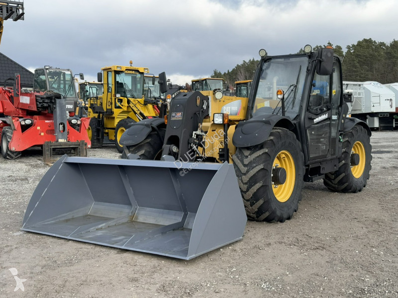 Chariot télescopique Caterpillar C
