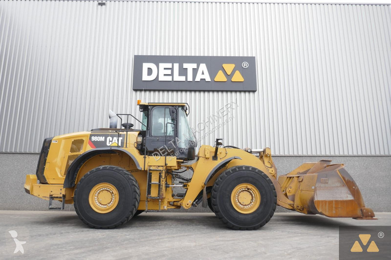 Nakladač Caterpillar 980M