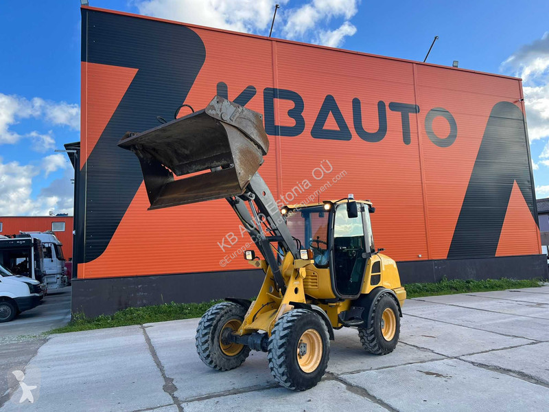 Shovel Volvo L 25 F BUCKET & FORKS