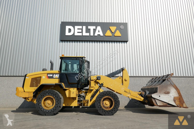 Pala Caterpillar 938M