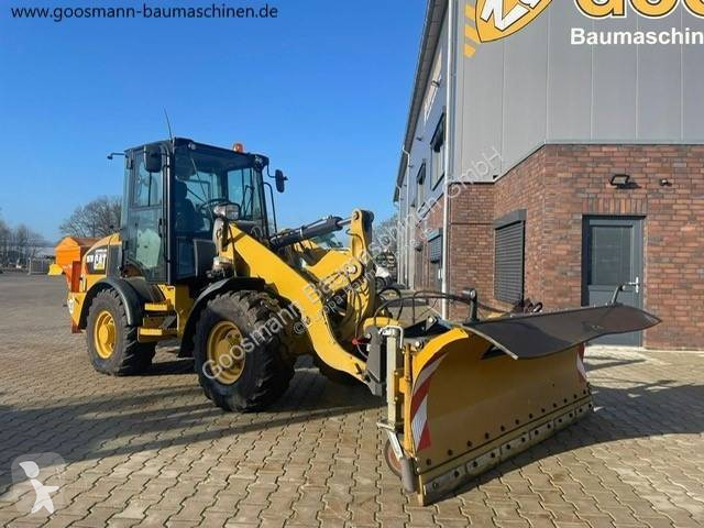 Shovel Caterpillar 907M