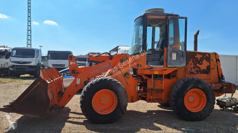 Pala cargadora Hitachi W110