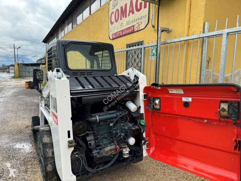 Shovel Bobcat