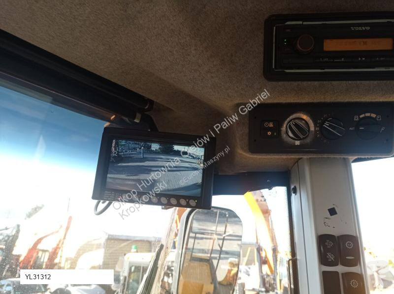 مُحمّلة Volvo L 220 H