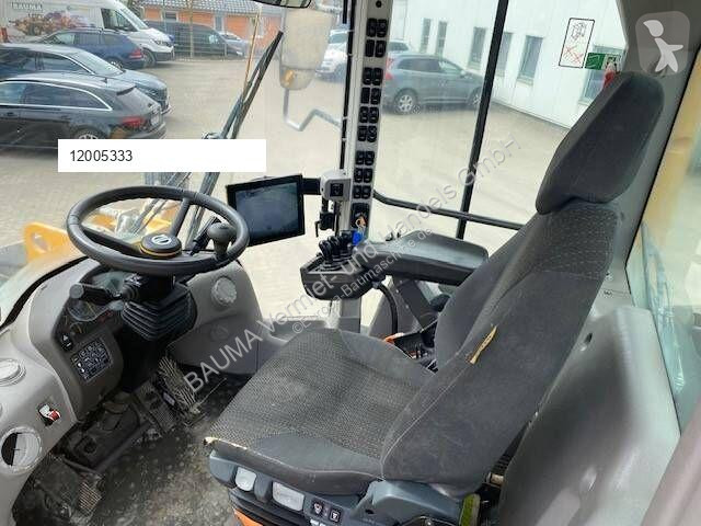 Pala Volvo L 120 H AT-Motor bei 7.832 h (12005333)