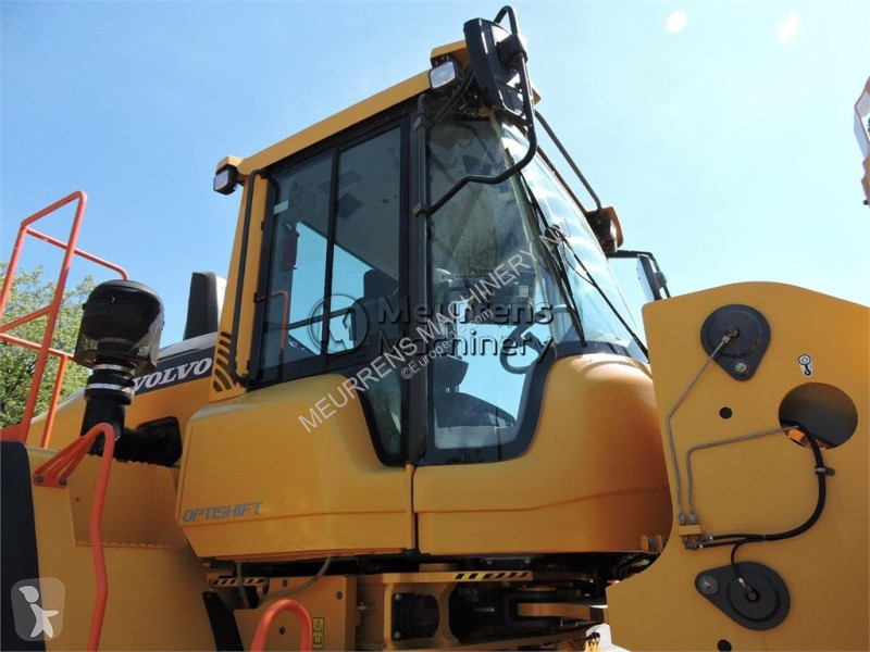 Nakladač Volvo L150H
