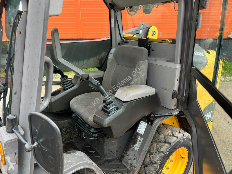 Shovel Volvo T4 BRUSH