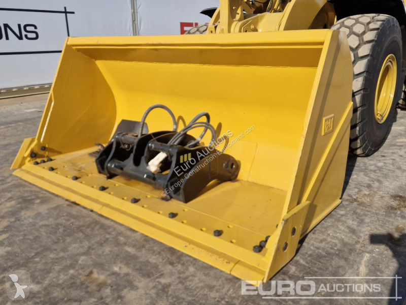 Shovel Caterpillar 950L