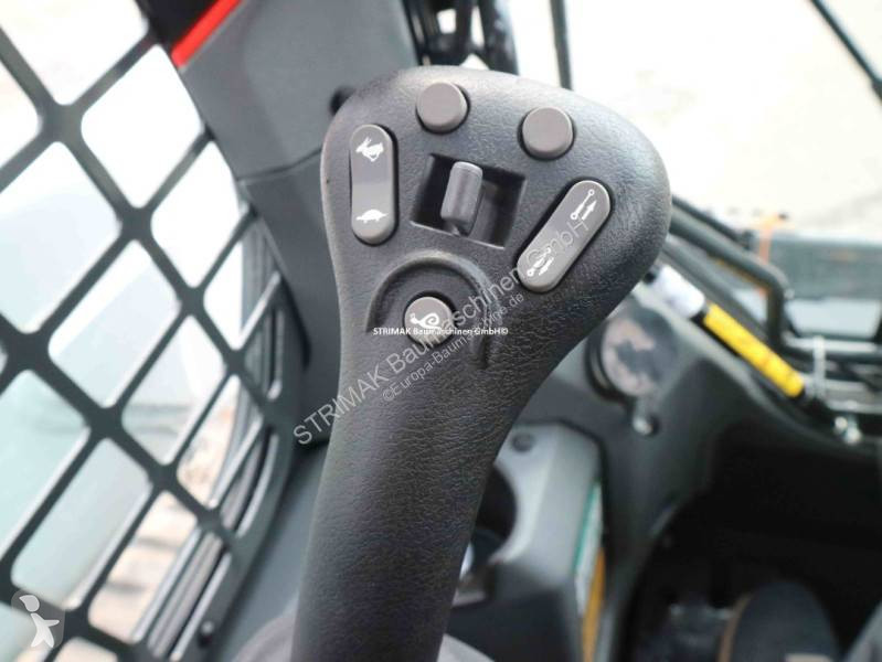 Pá carregadora Bobcat T 76