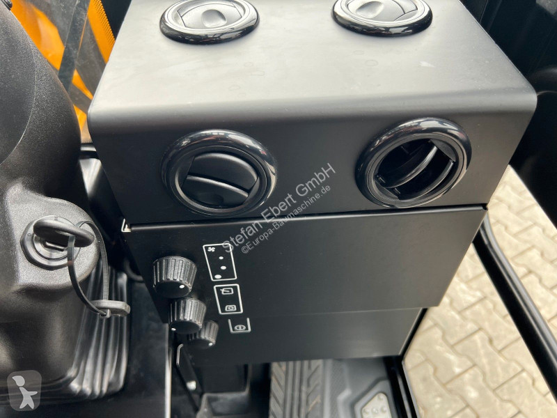 Nakladač JCB Plus / Neufahrzeug / 2025 / Gabel...