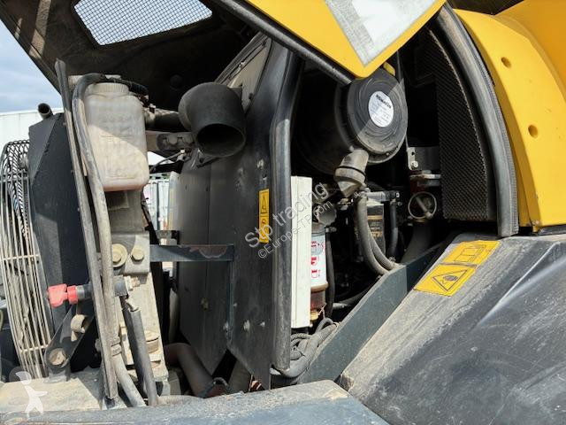 Nakladač Komatsu