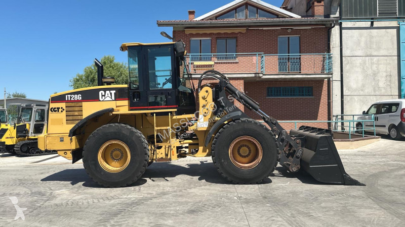 مُحمّلة Caterpillar 4X4