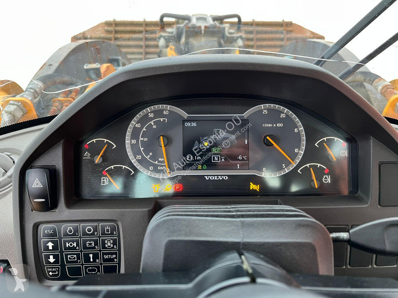 Фронтальный погрузчик Volvo L 260 H CENTRAL...