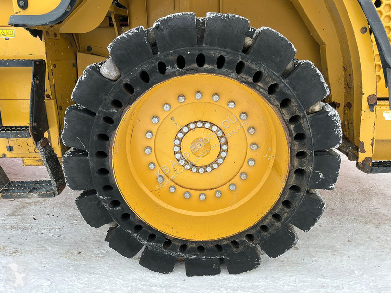 Фронтальный погрузчик Caterpillar M AC / CENTRL...